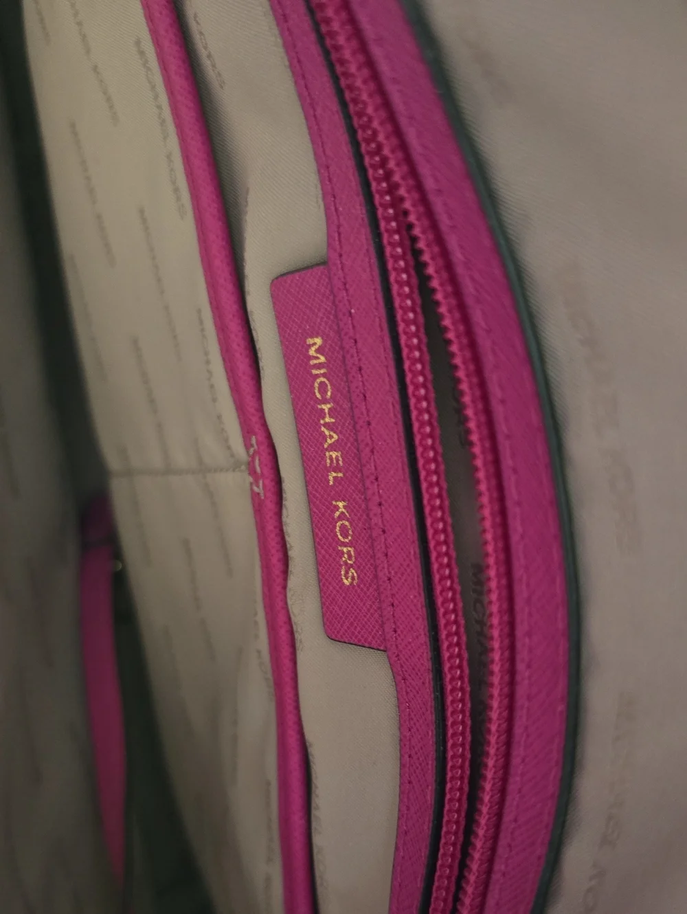 MICHAEL KORS Hot Pink Patent & Leather Tote